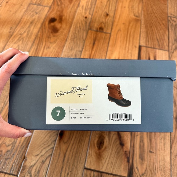 Universal Thread Duck Boots - Picture 6 of 7